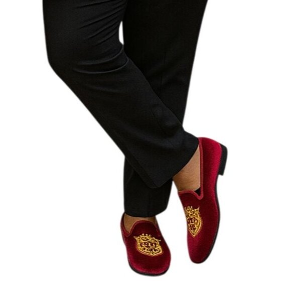 Elanroman Mens Rich Red Velvet Loafers Size 44 (10) Embroidered Tiger Design - Picture 2 of 13